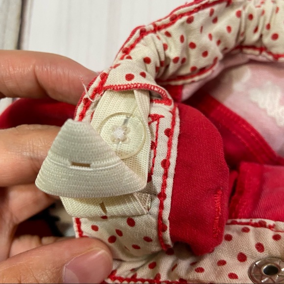 H&M Hello Kitty Girl’s Red Mini Skirt Size 4-5Y - Picture 4 of 7